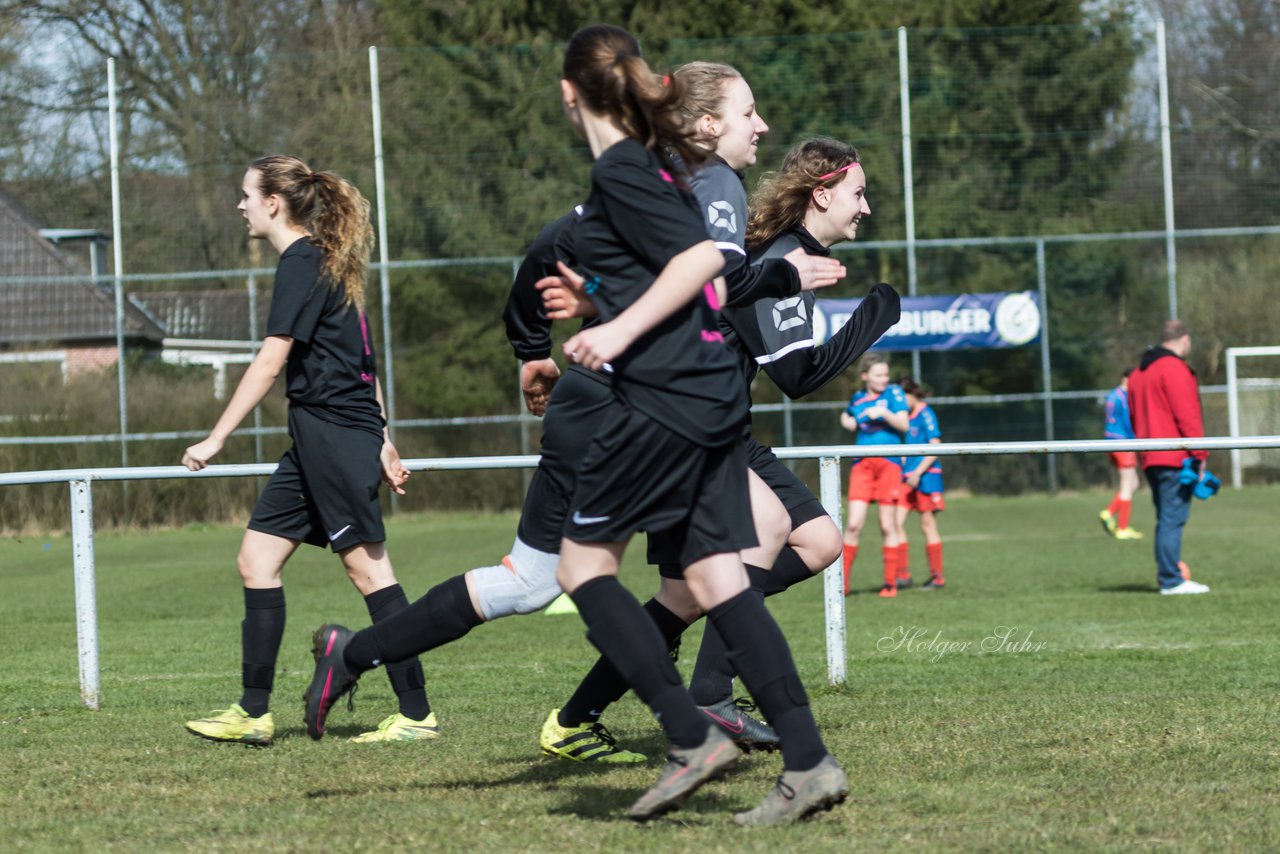 Bild 72 - C-Juniorinnen SV Steinhorst/Labenz - TSV Friedrichsberg-Busdorf : Ergebnis: 5:0